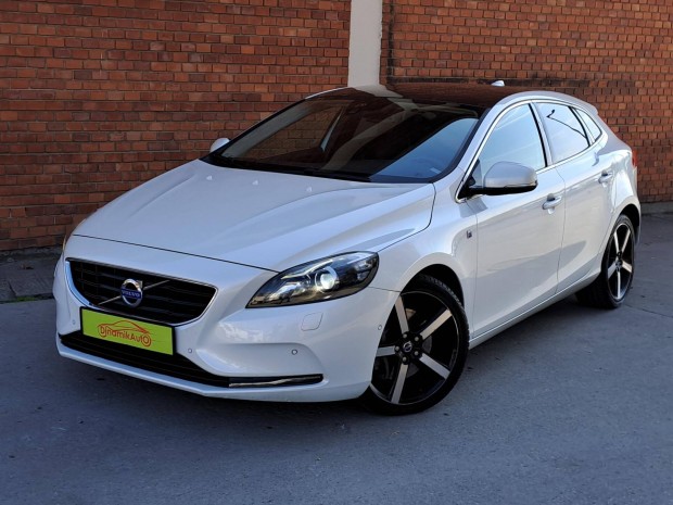 Volvo V40 2.0 D [D4] Ocean Race Panorma-Gyngy...